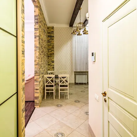 Szálloda фредра, 6 *